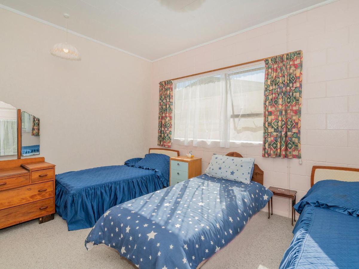 Cosy At Cooks - Cooks Beach Downstairs Unit Exterior photo